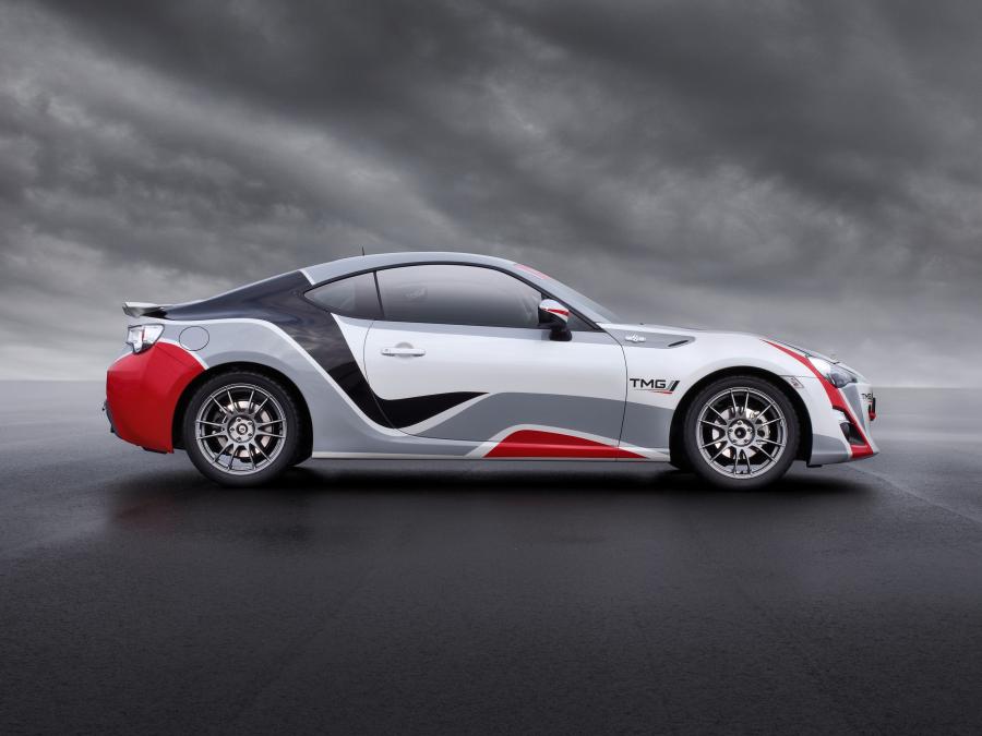  Toyota GT 86 CS-V3 by TMG 2012 года  (фото 17 из 24)